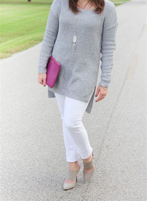 oversized grey sweater fashion blogger.